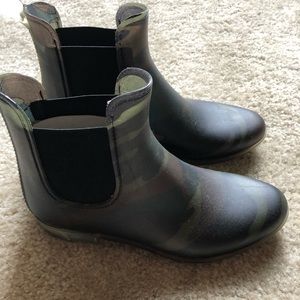 NWT Jcrew Camoflage Wellie Rain Boots